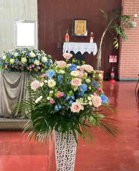 右供花
